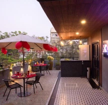 candlelight dinners Rooftop Candlelight Dinner at Mango Suites