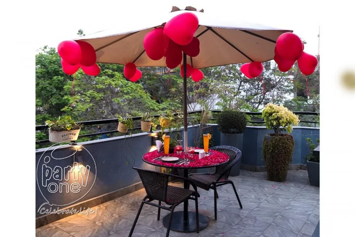 candlelight dinners Rooftop Candlelight Dinner at Mango Suites