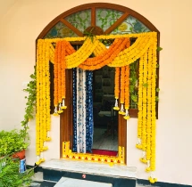 house warming services Premium 3 BHK Housewarming Flower Decoration