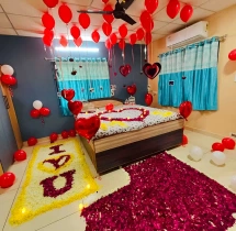 decorations Love Path Rose Petal and Balloon Room Decoration