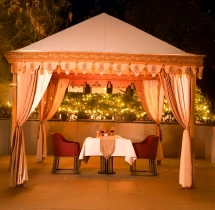 candlelight dinners Cabana Dinner Date at The Leela Ambience Convention