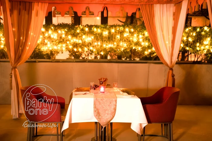 candlelight dinners Cabana Dinner Date at The Leela Ambience Convention
