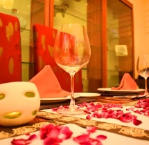 candlelight dinners Premium Candlelight Dinner at Taj