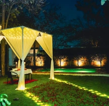 candlelight dinners Grand Romantic Poolside Candlelight Dinner