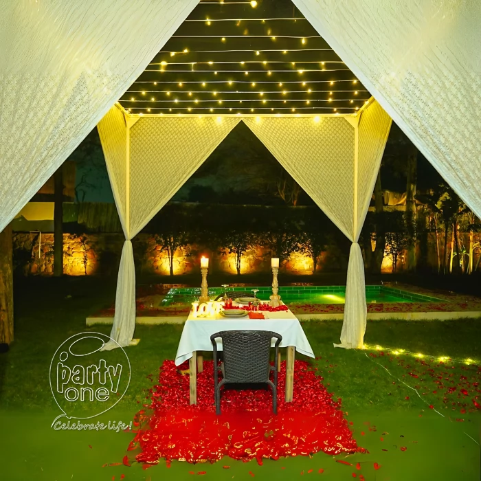 candlelight dinners Grand Romantic Poolside Candlelight Dinner