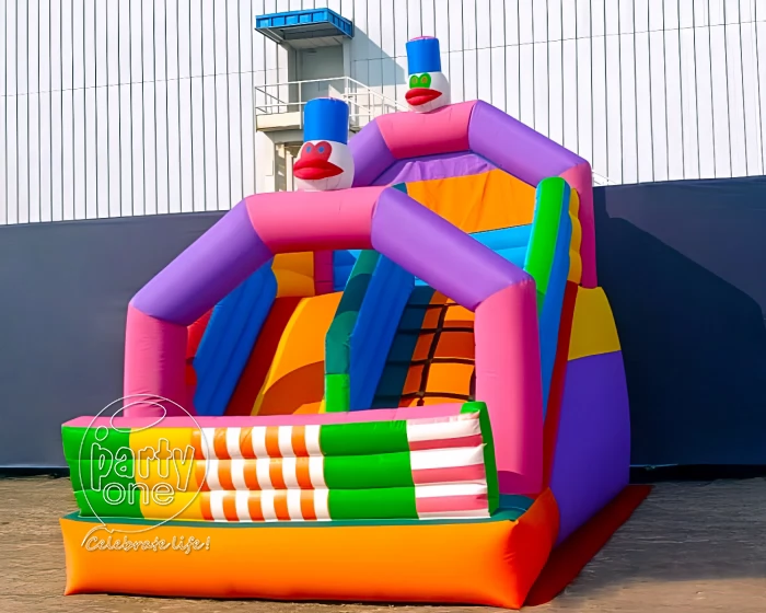 Premium Donald Duck Bouncing Castle