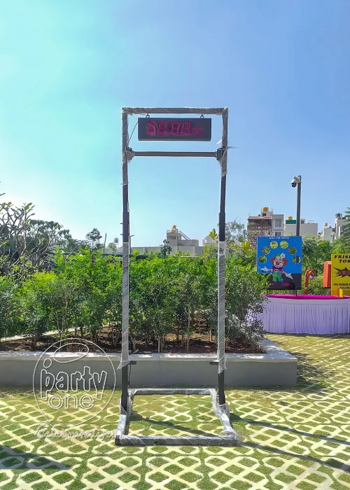 Hanging Bar Challenge Game