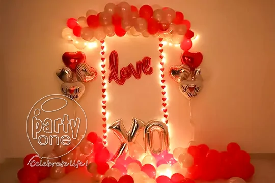 surprises Heartfelt Love Balloon Decor with LED