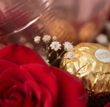 decorations Red Rose and Foil Balloon Bouquet