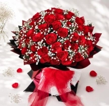 surprises Romantic Red Rose Flower Bouquet