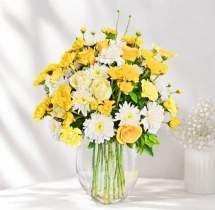 surprises Premium Yellow White Mixed Flower Vase
