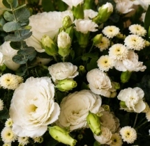 surprises Premium Lisianthus Spray Rose Bouquet