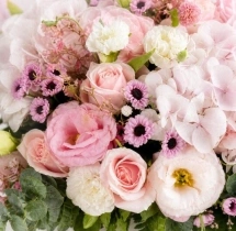 surprises Shades of Pink and White Garden Bloom Box