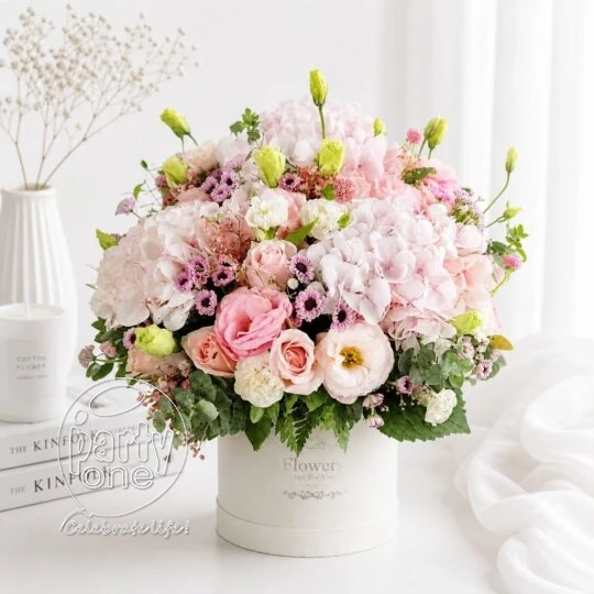surprises Shades of Pink and White Garden Bloom Box