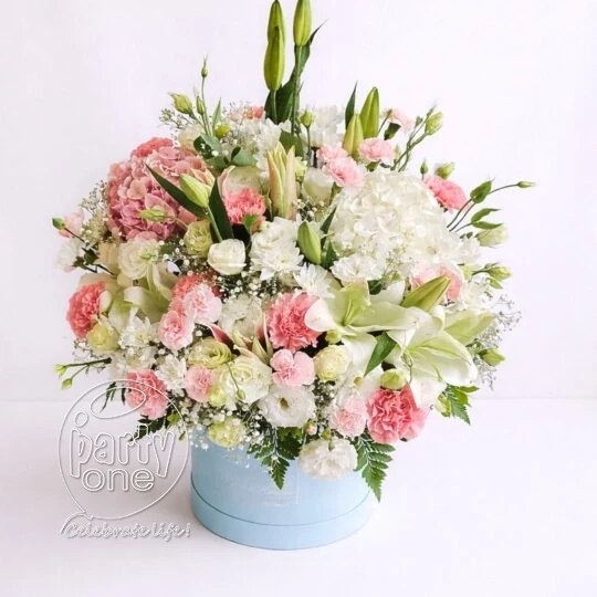 surprises Royal Mixed Lily Rose Flower Box Bouquet