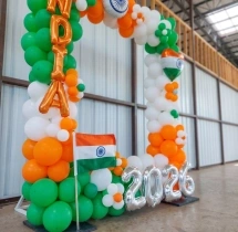 festival decorations Patriotic Balloon Photo Booth Setup