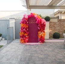 decorations Elegant Vibrant Pink Floral Graduation Decoration