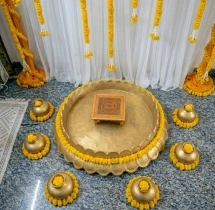 decorations Classic Marigold Haldi Stage With Brass Pots
