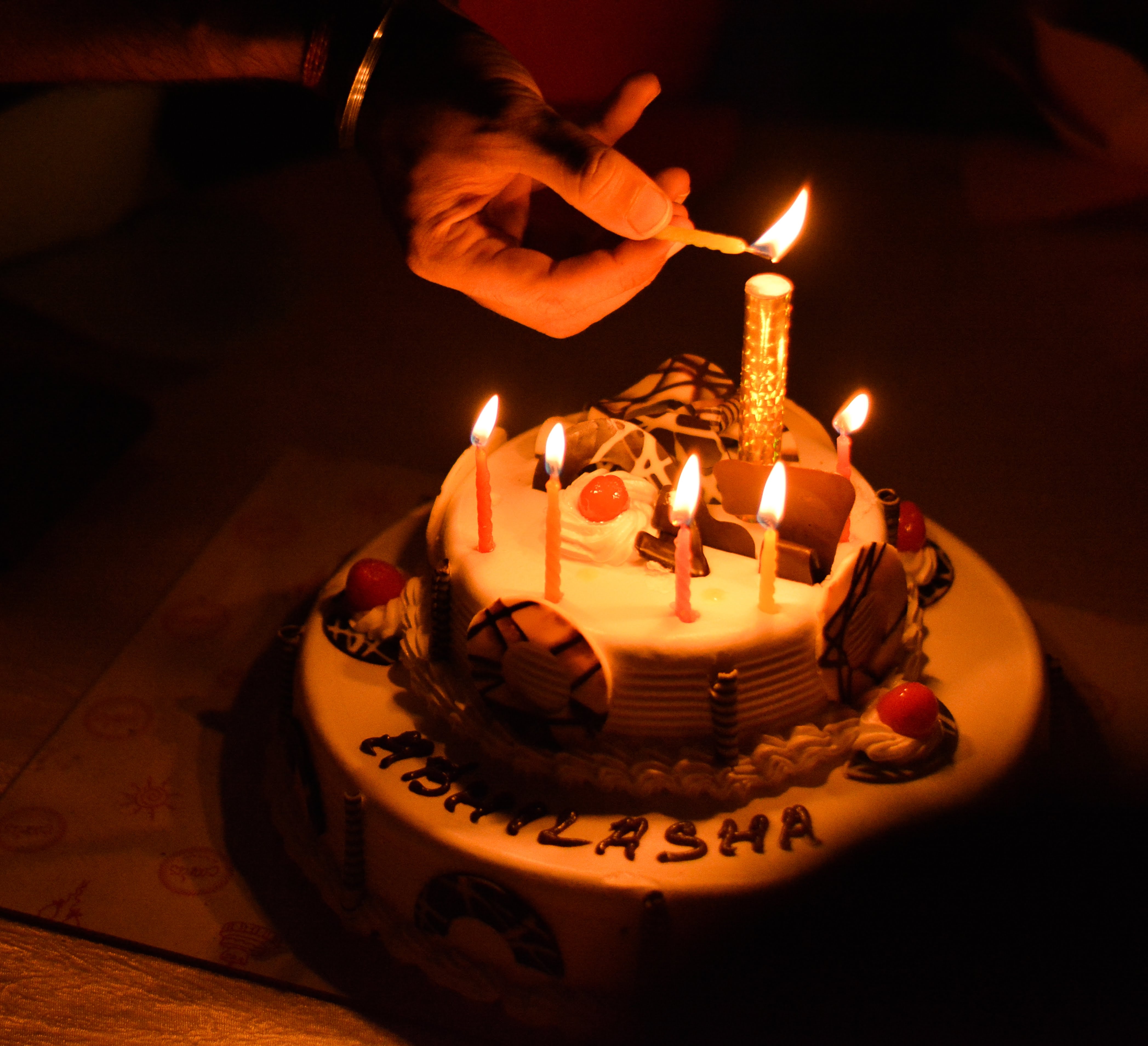 Short and Sweet: Happy Birthday Greetings in Marathi